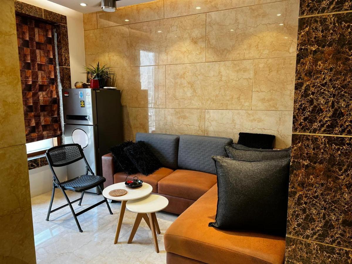 Divine Studios Rajouri Garden نيودلهي المظهر الخارجي الصورة